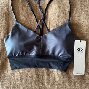 ALO Yoga Black Sports Bra Seamless Comfort